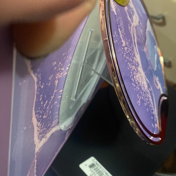 NIB iPad 2019- 10.2” 7th 8th and 9th generation - Picture 6 of 10